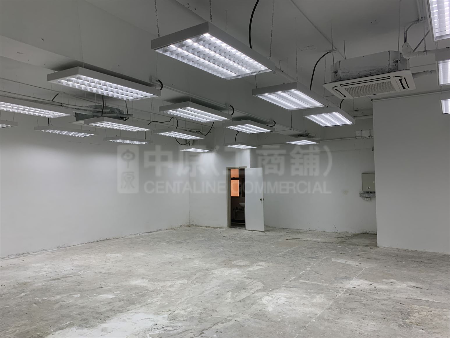泓富廣場的相片資料｜寫字樓樓盤｜中原工商舖