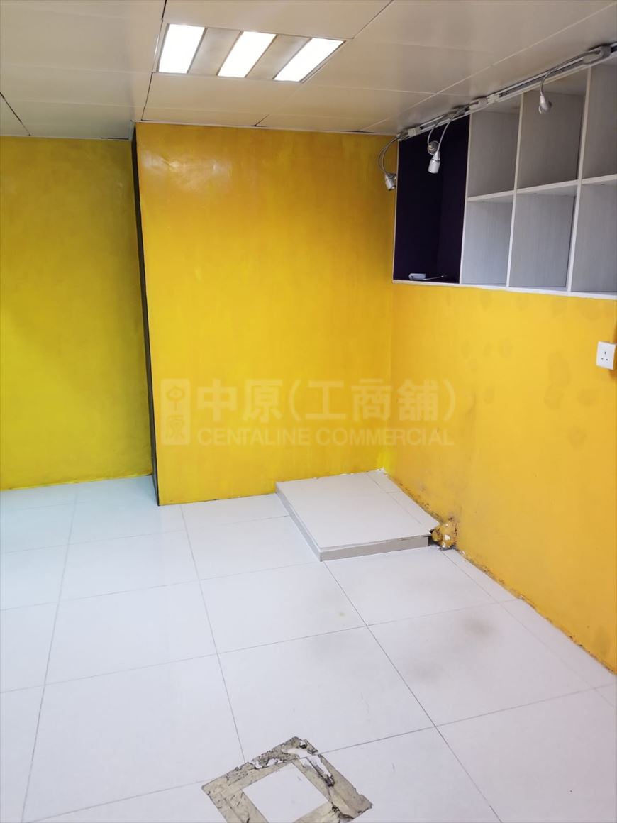 Photo materials about Wah Lok Industrial Centre Phase I Ground Floor  | Industrial Listing | Centaline Commercial