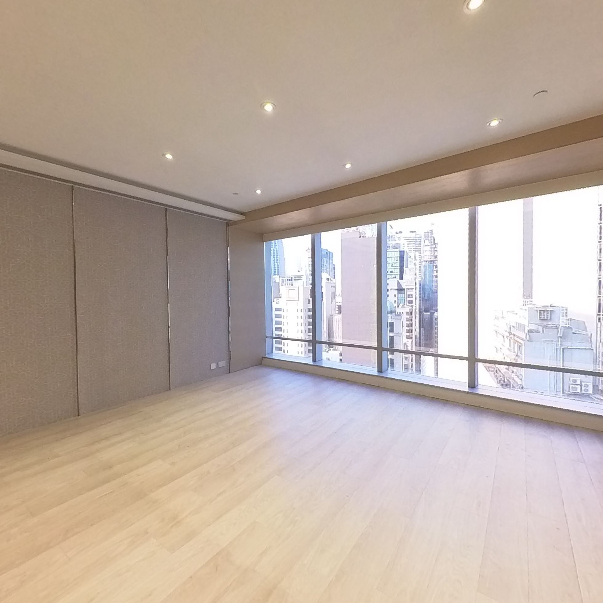 中央广场的360全景资料｜写字楼楼盘｜中原工商铺