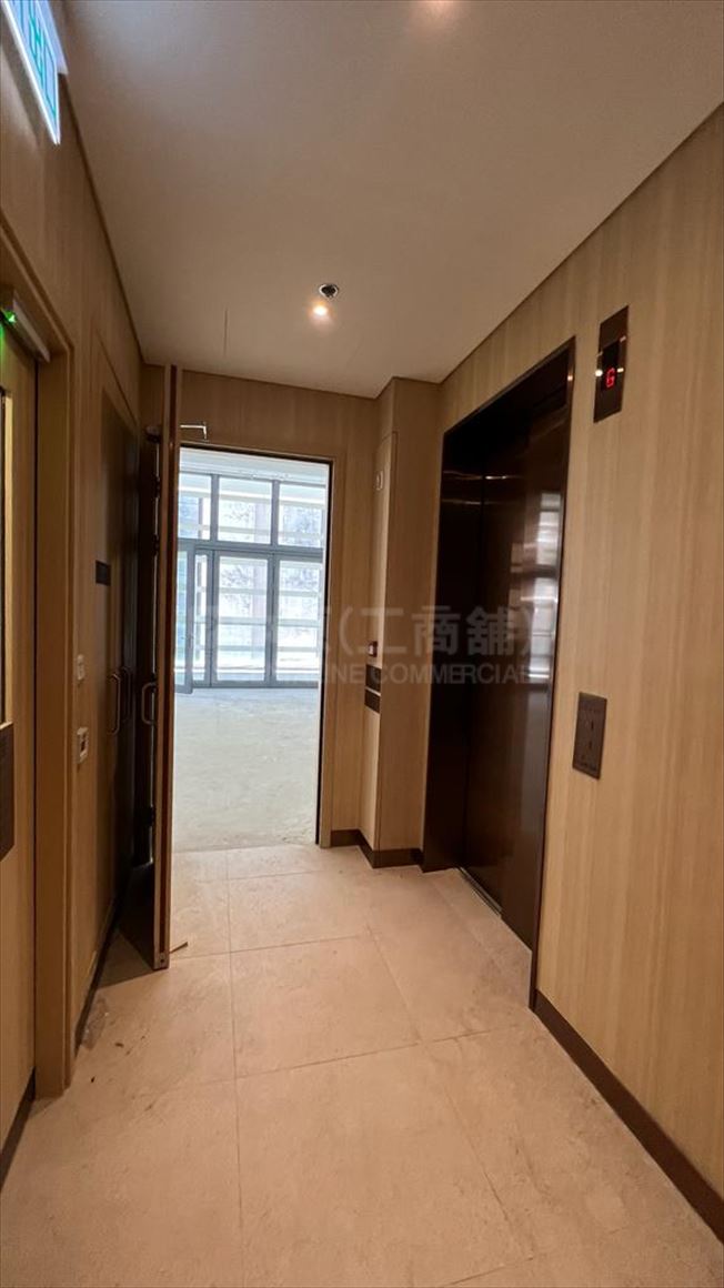 Photo materials about 78-80 Wing Lok Street | Office Listing | Centaline Commercial