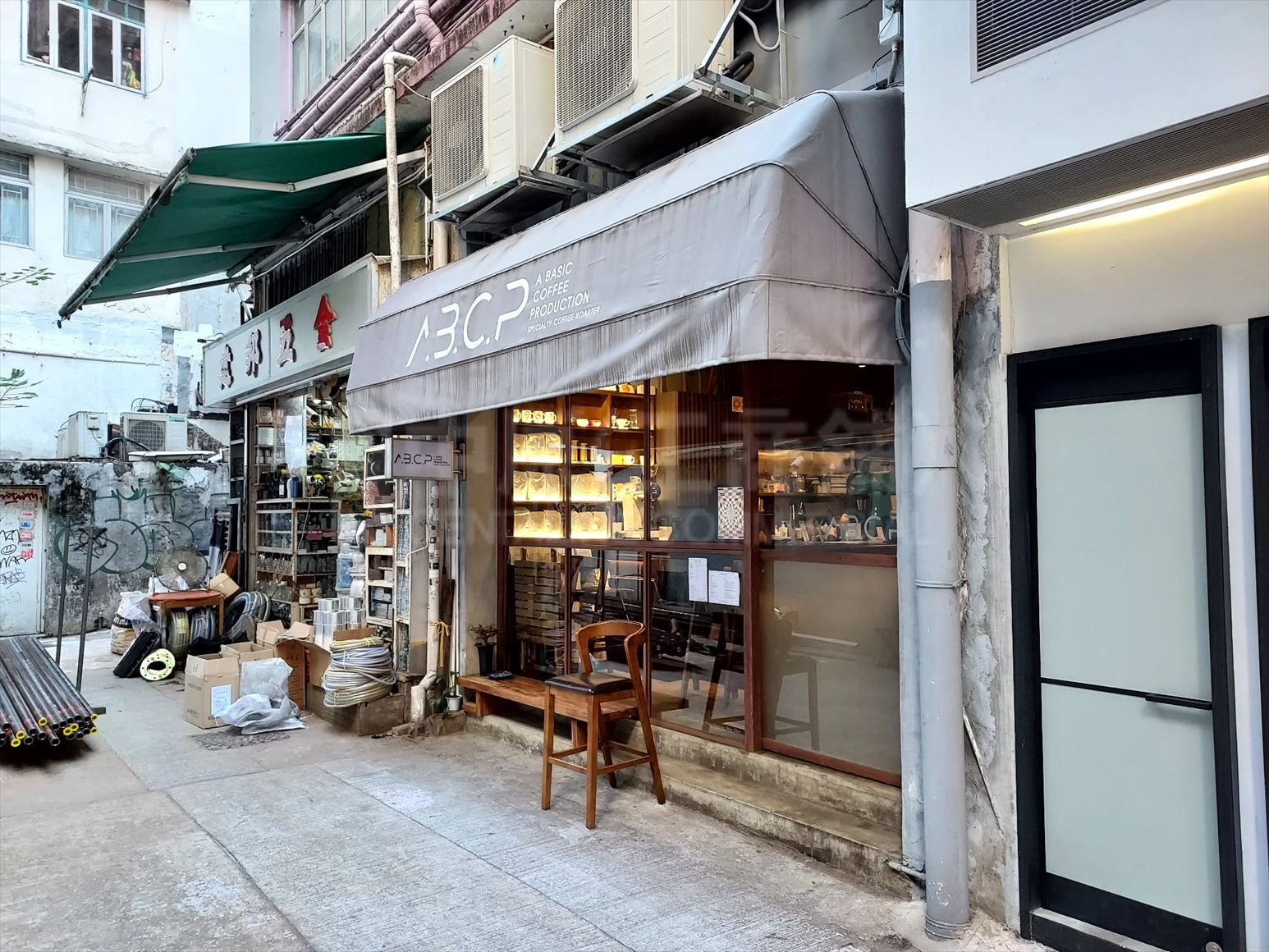 Photo materials about Wan Chai Queen's Road East | Retail Listing | Centaline Commercial