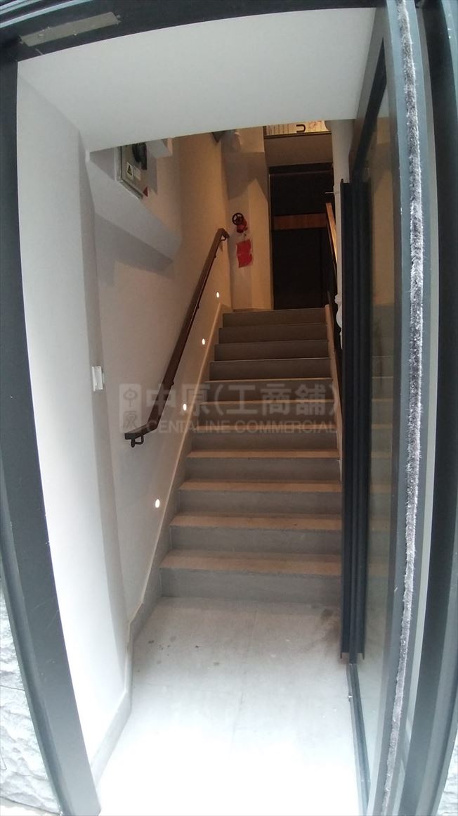 Photo materials about 28 Wellington Street | Office Listing | Centaline Commercial