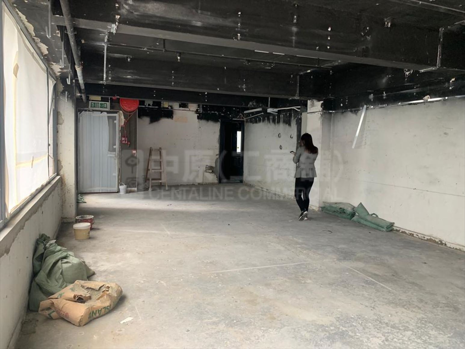 Photo materials about 28 Wellington Street | Office Listing | Centaline Commercial