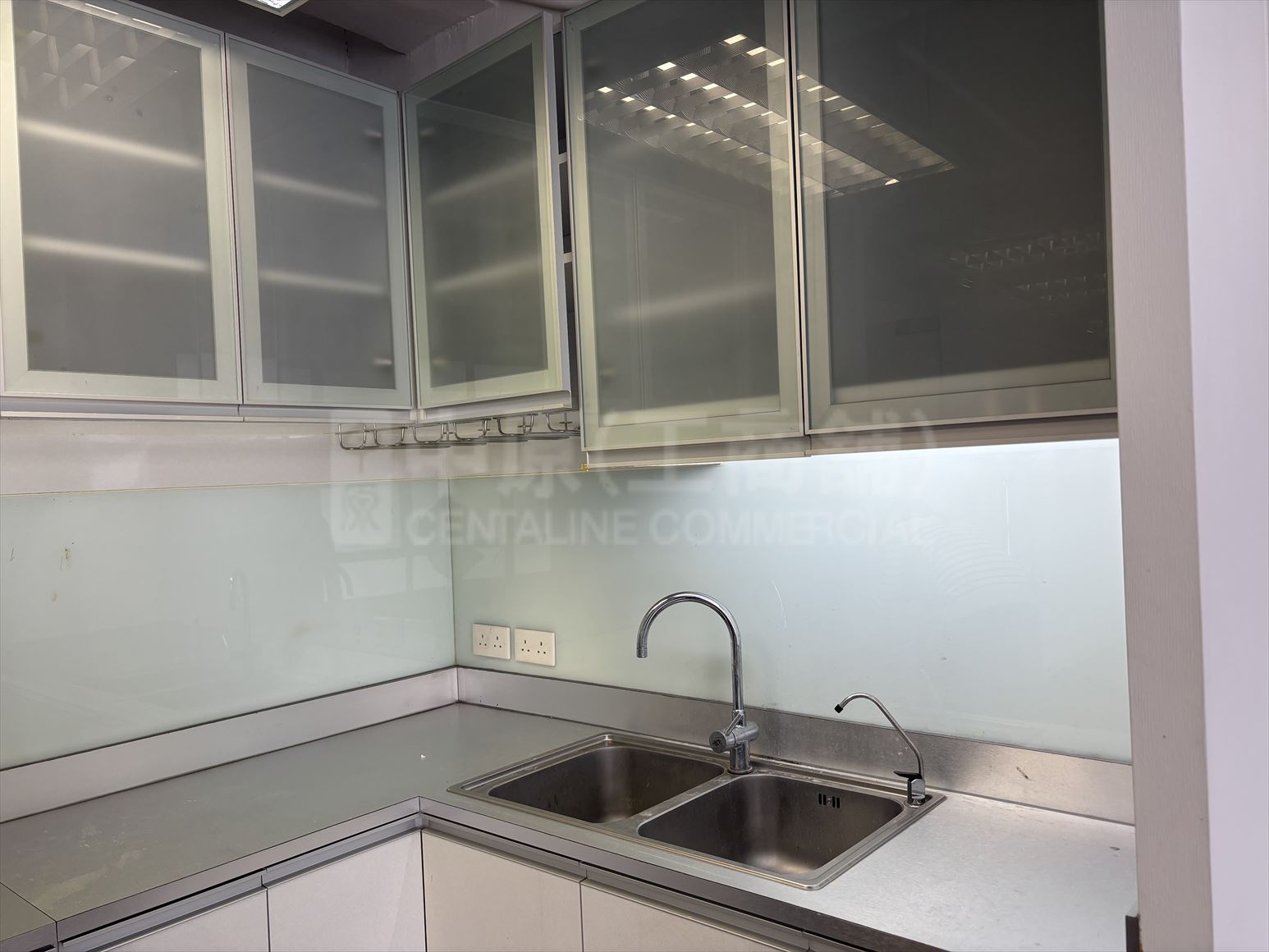Photo materials about Xiu Hua Commercial Building | Office Listing | Centaline Commercial