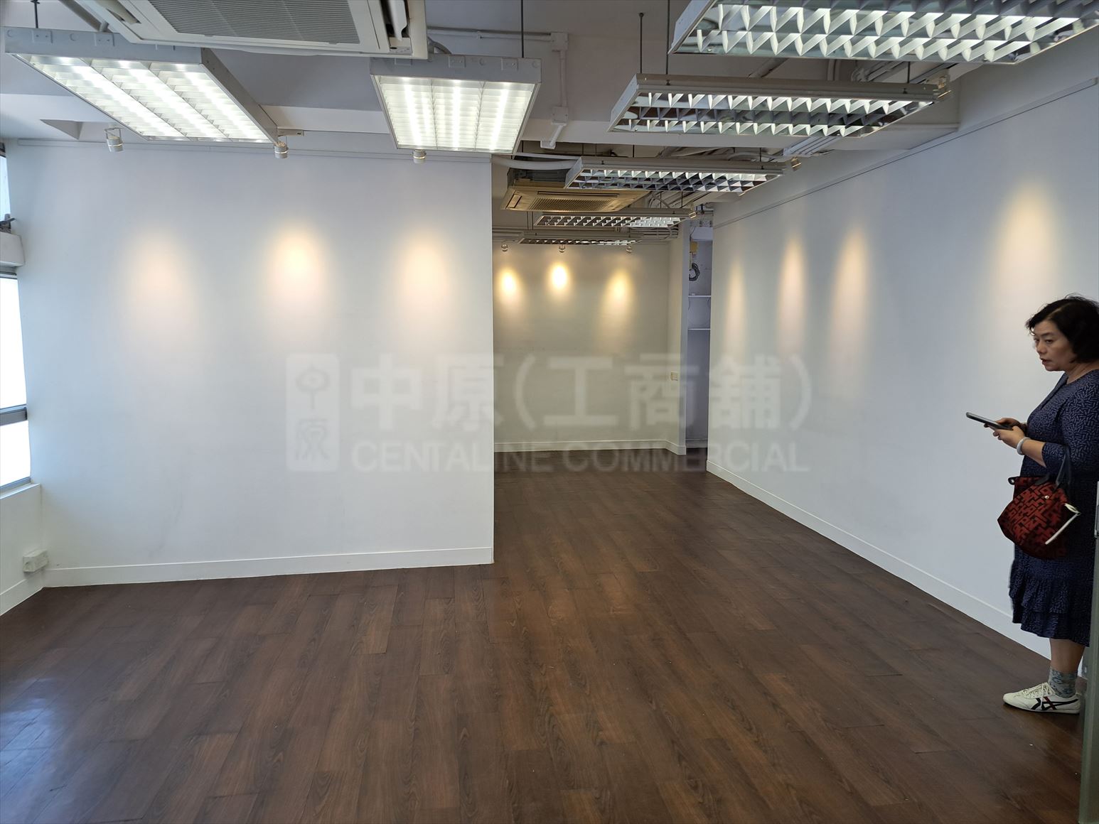 Photo materials about Xiu Hua Commercial Building | Office Listing | Centaline Commercial