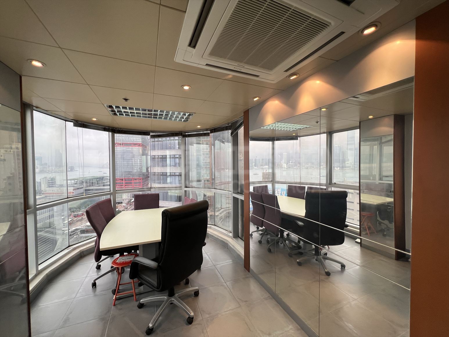 Photo materials about 1 Des Voeux Road West | Office Listing | Centaline Commercial