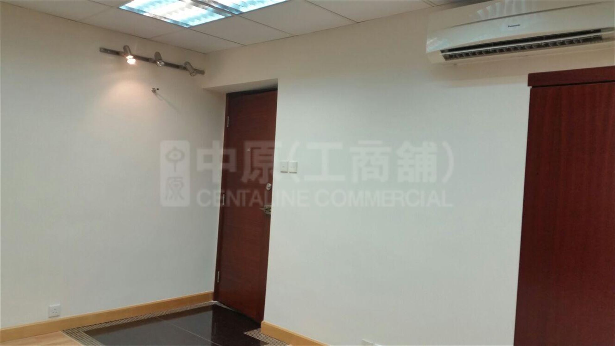 Photo materials about Yue On Commercial Building | Office Listing | Centaline Commercial