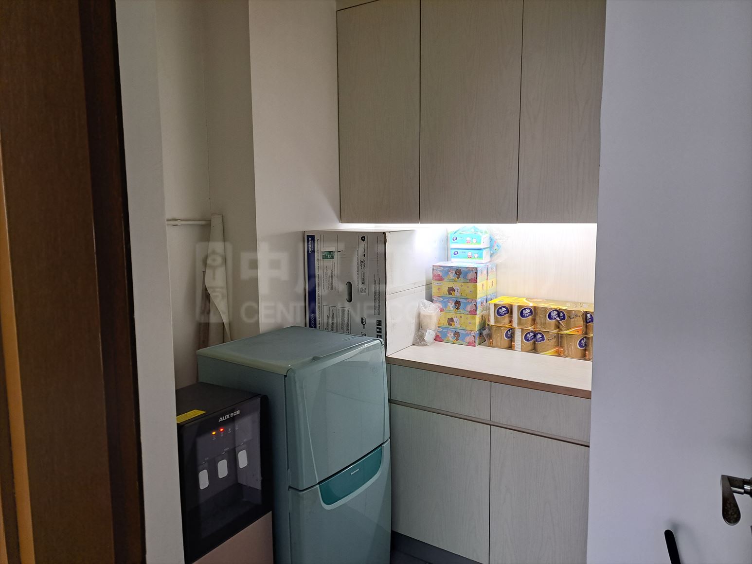 Photo materials about 1 Des Voeux Road West | Office Listing | Centaline Commercial