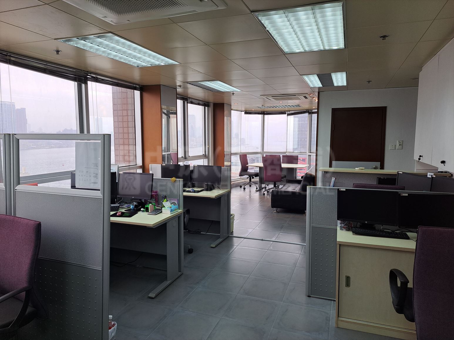 Photo materials about 1 Des Voeux Road West | Office Listing | Centaline Commercial