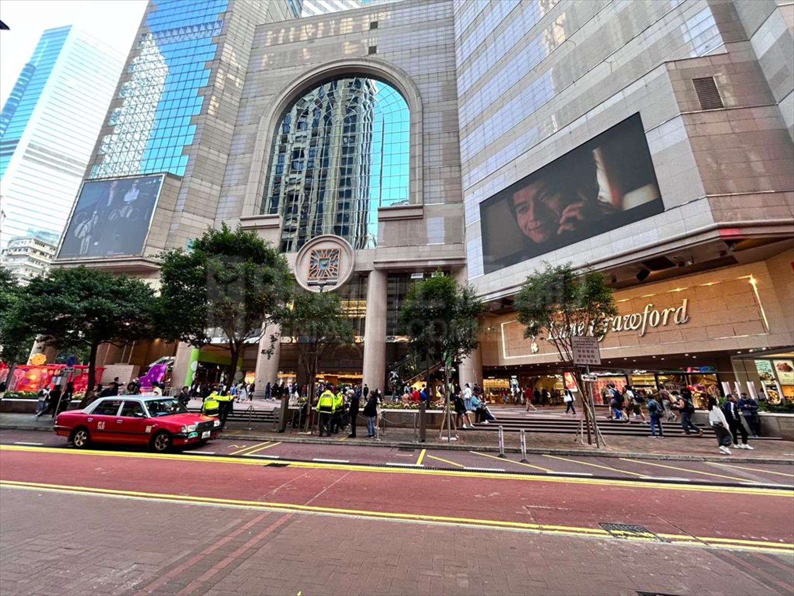 Photo materials about Causeway Bay Whole Block | Retail Listing | Centaline Commercial