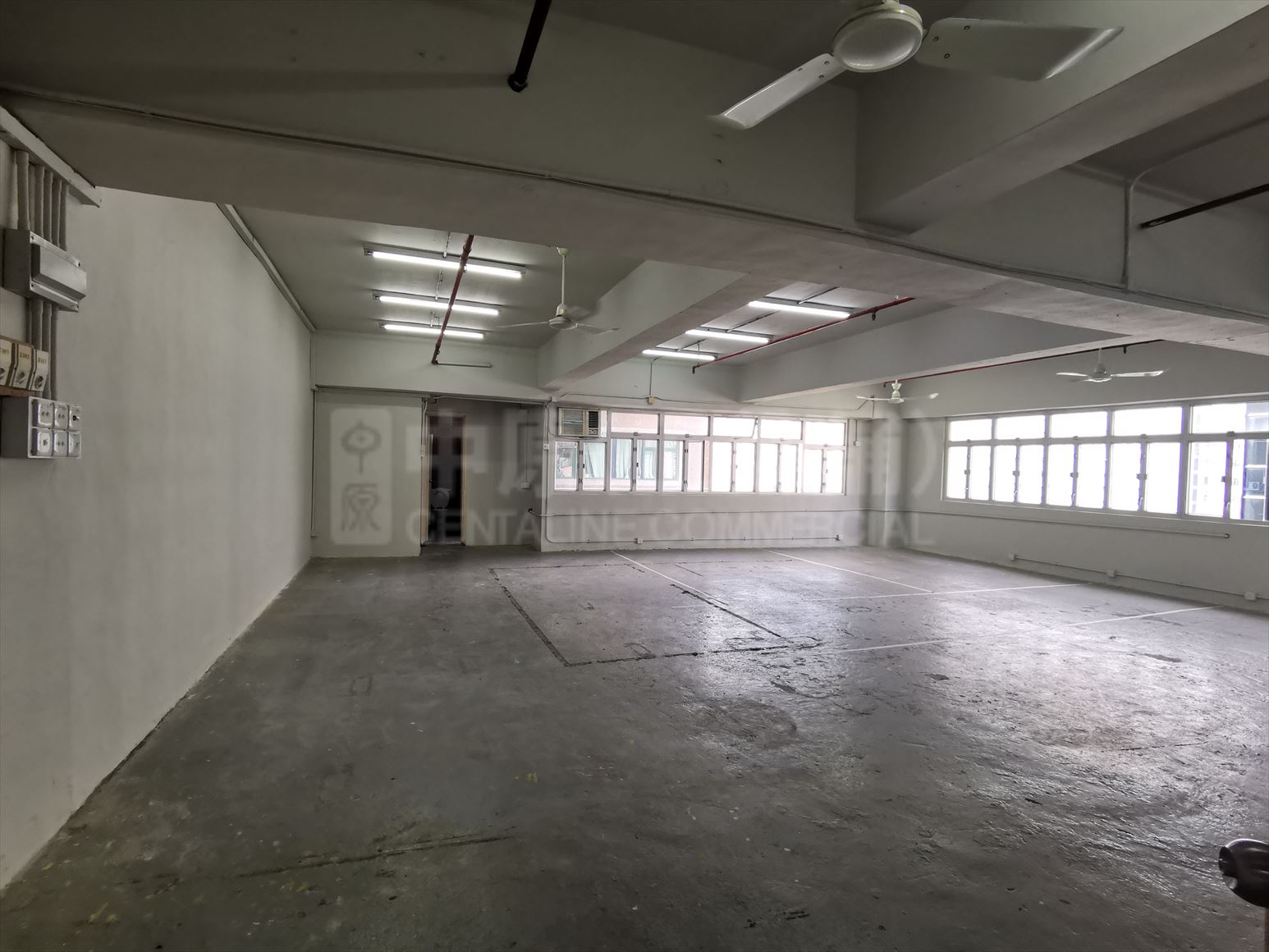 Photo materials about Universal Industrial Centre | Industrial Listing | Centaline Commercial
