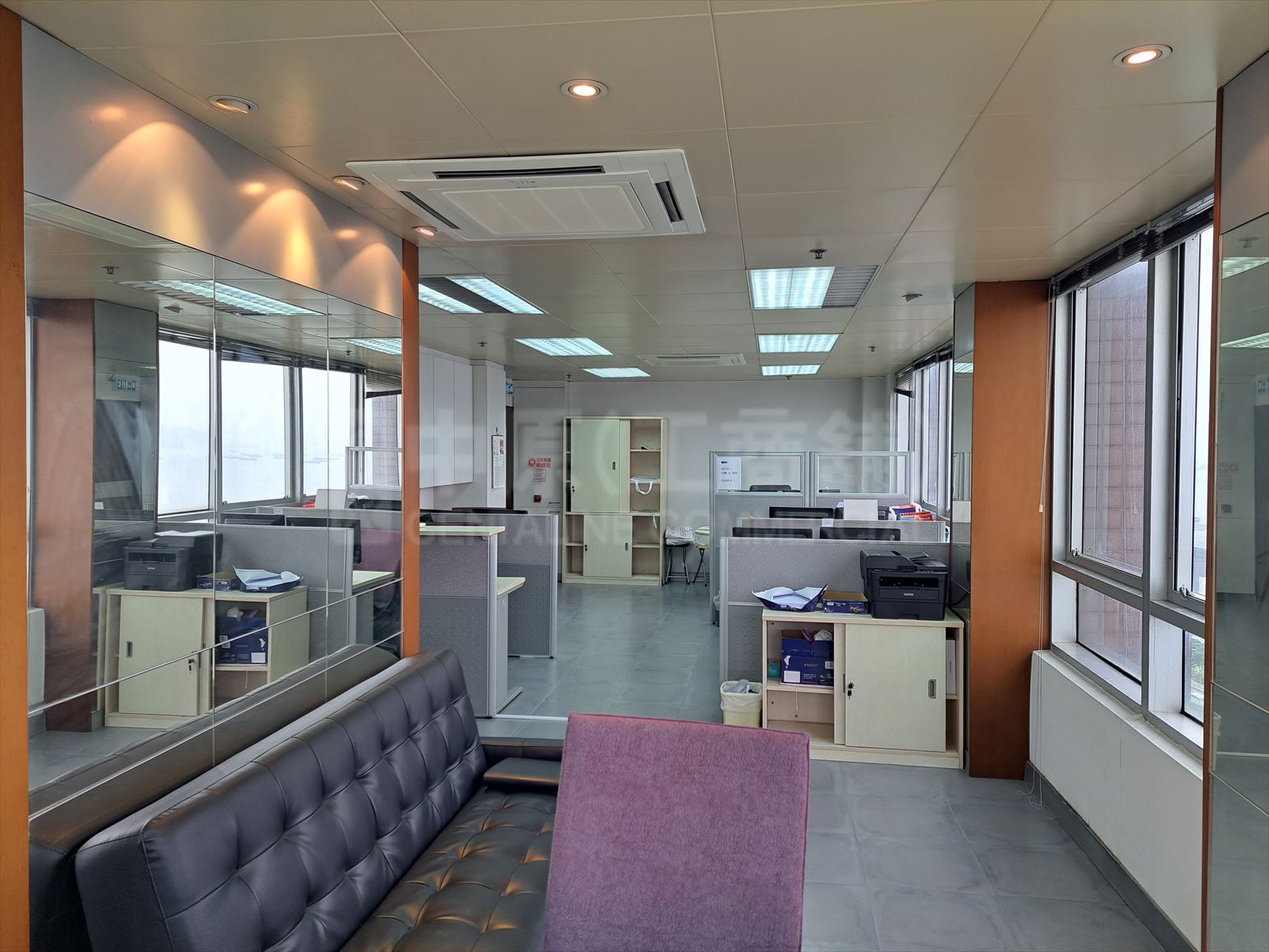 Photo materials about 1 Des Voeux Road West | Office Listing | Centaline Commercial