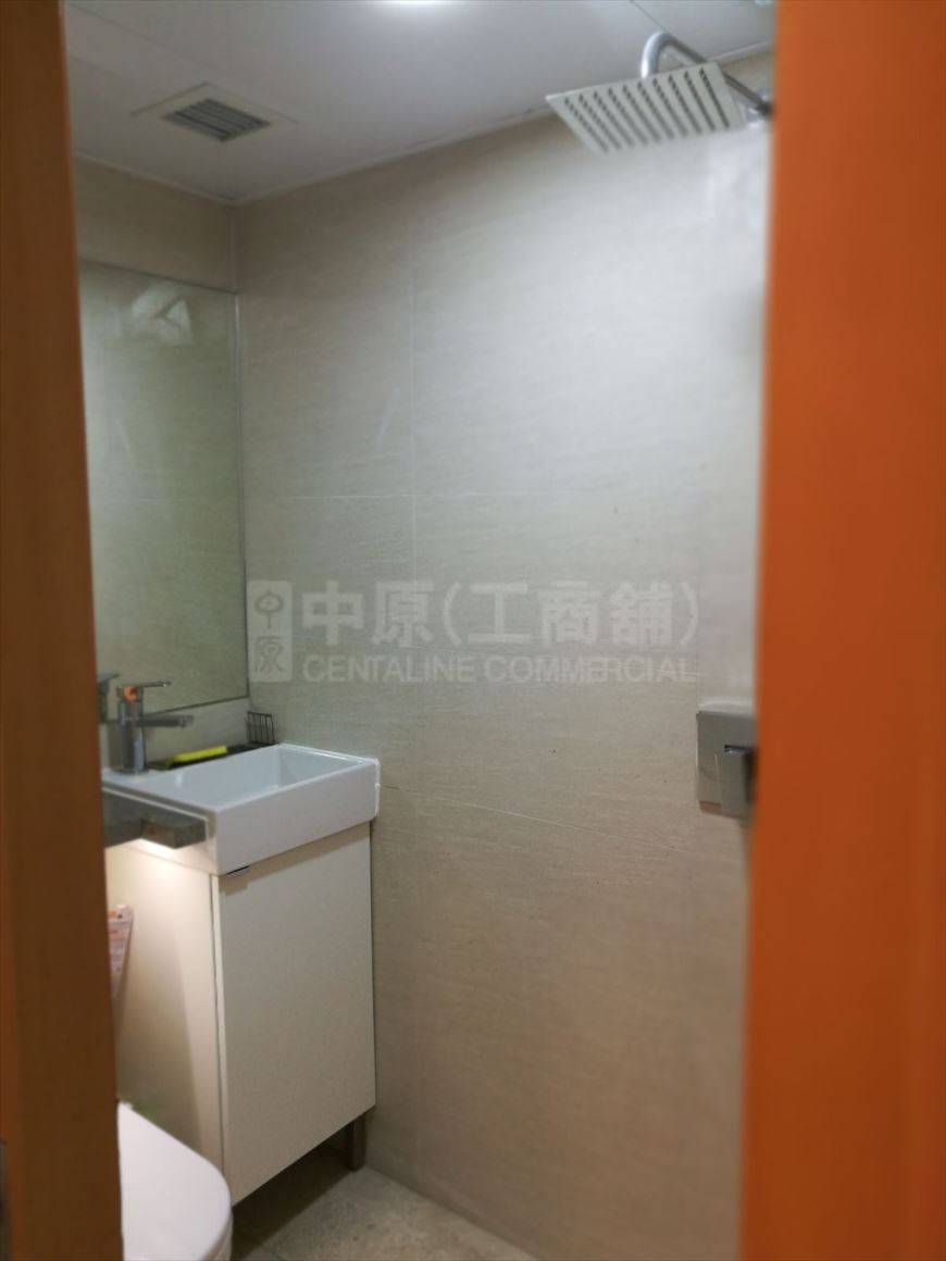 万年工业大厦的相片资料｜工商楼盘｜中原工商铺