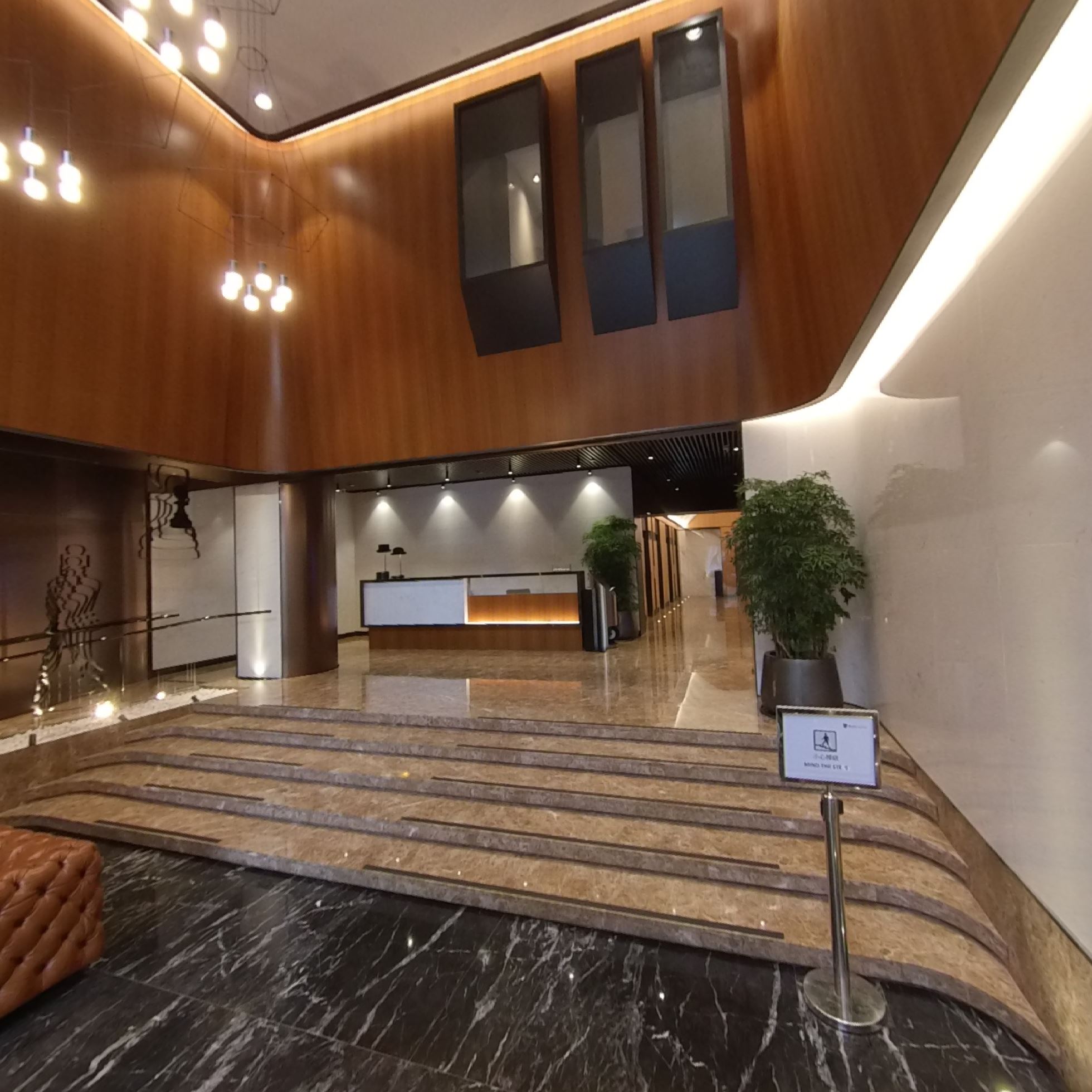 PEAKCASTLE的360全景资料｜写字楼楼盘｜中原工商铺