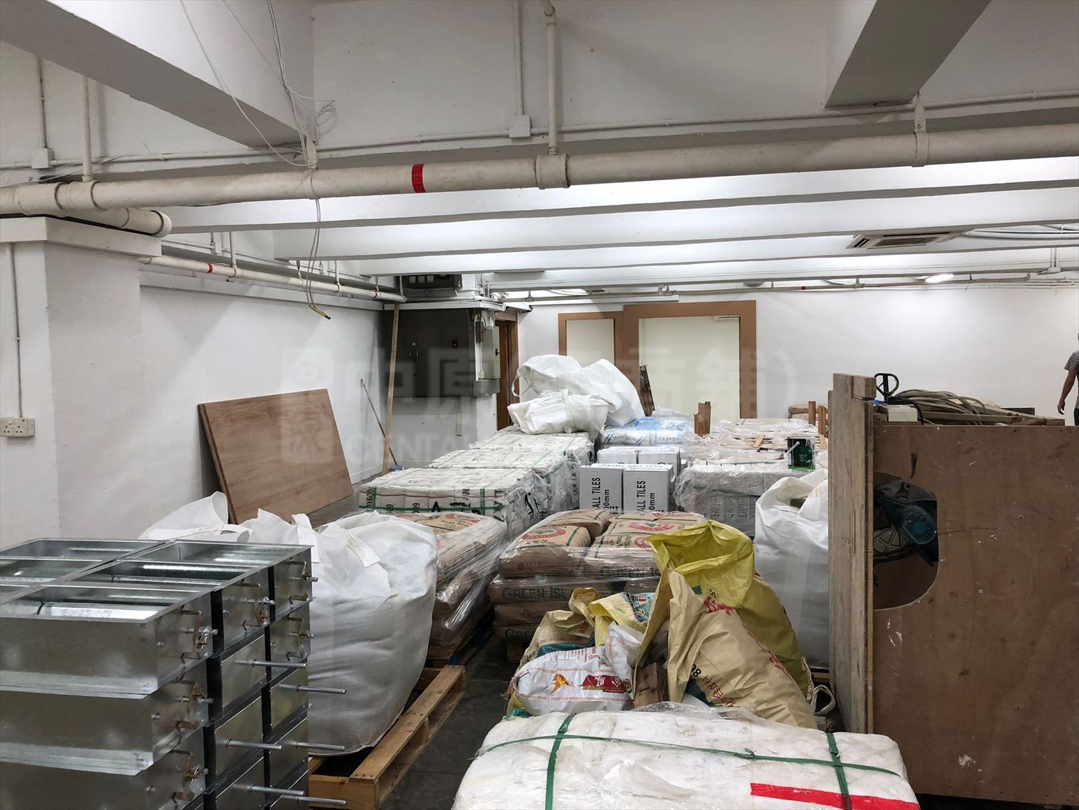 Photo materials about Kong Nam Industrial Building Block B | Industrial Listing | Centaline Commercial