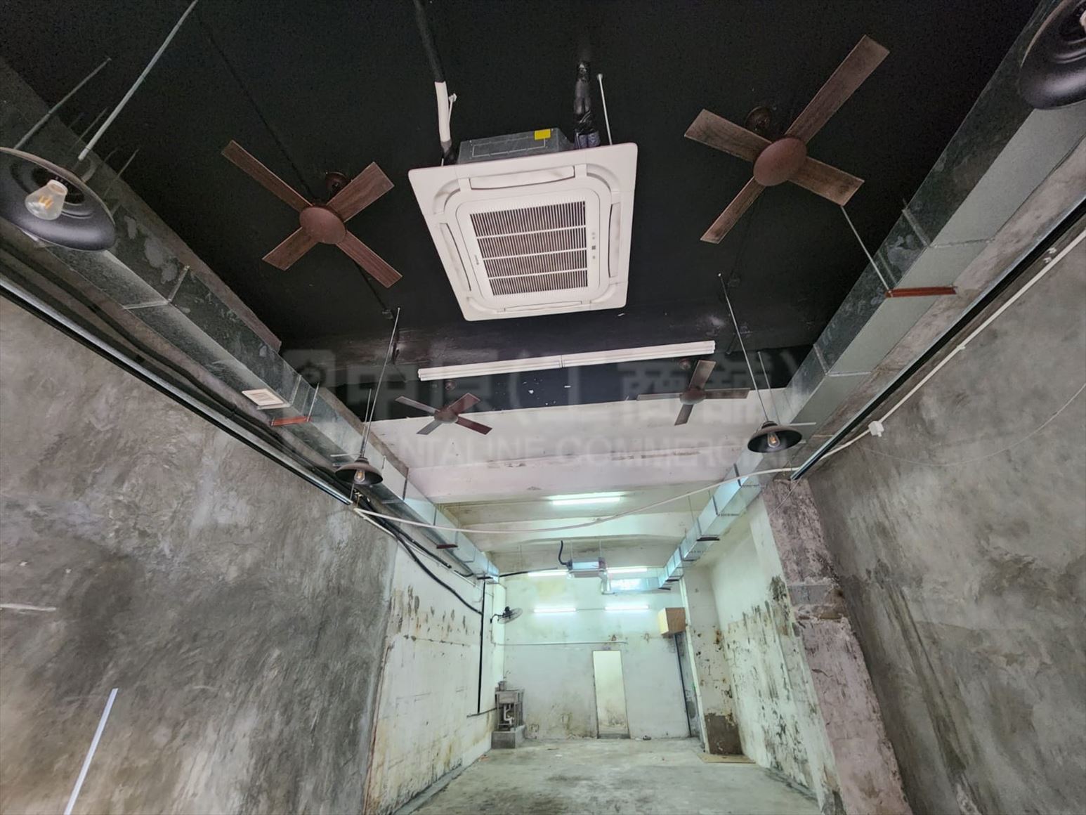 振发工厂大厦 地下单位的相片资料｜工商楼盘｜中原工商铺