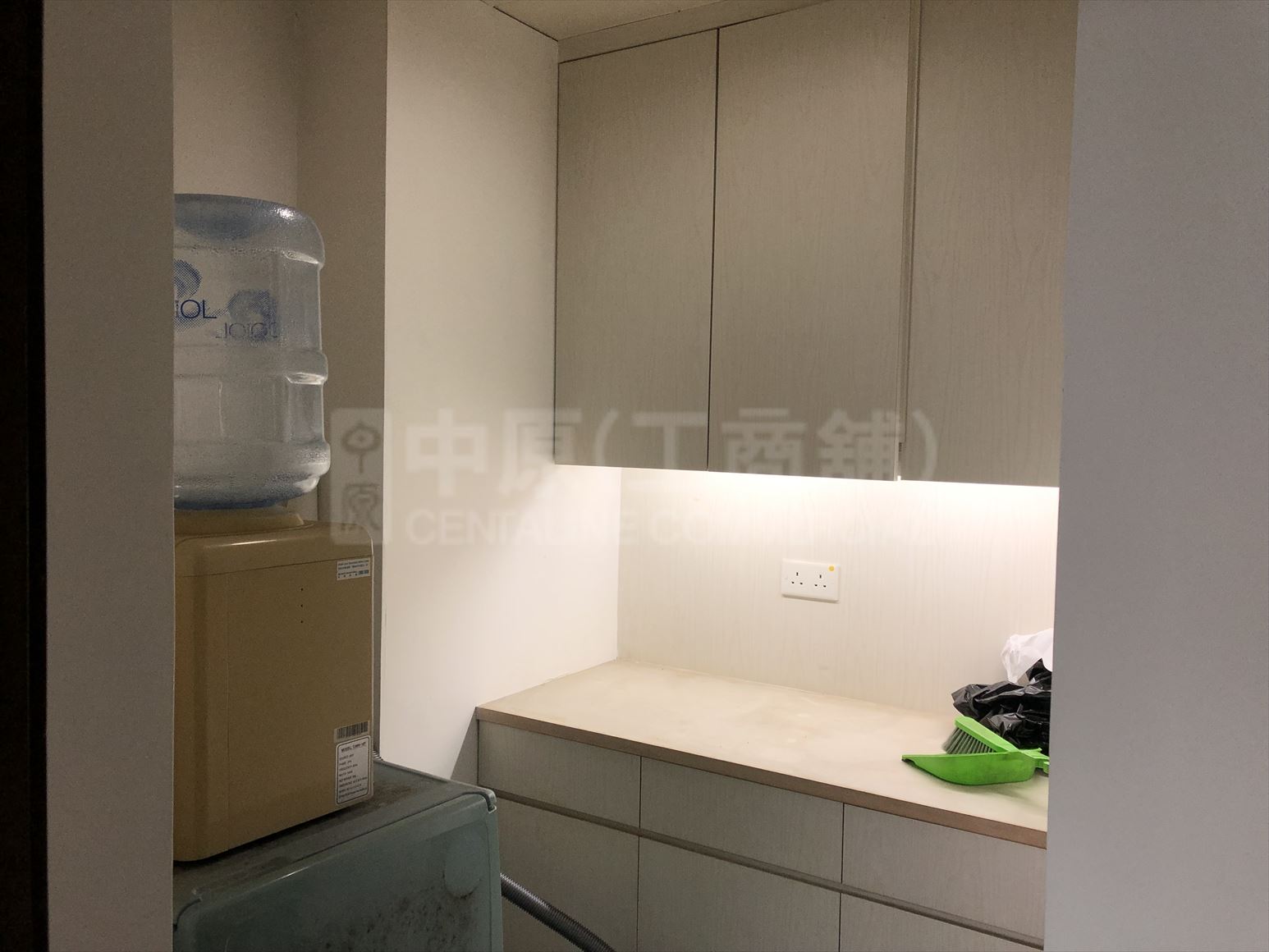 Photo materials about 1 Des Voeux Road West | Office Listing | Centaline Commercial