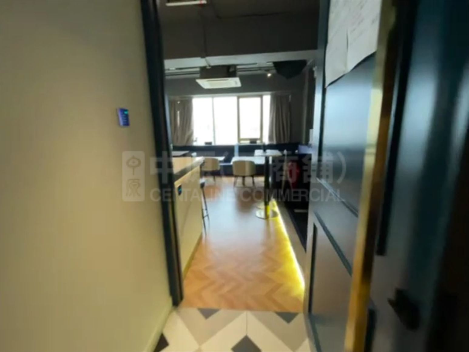 Photo materials about Universal House | Office Listing | Centaline Commercial