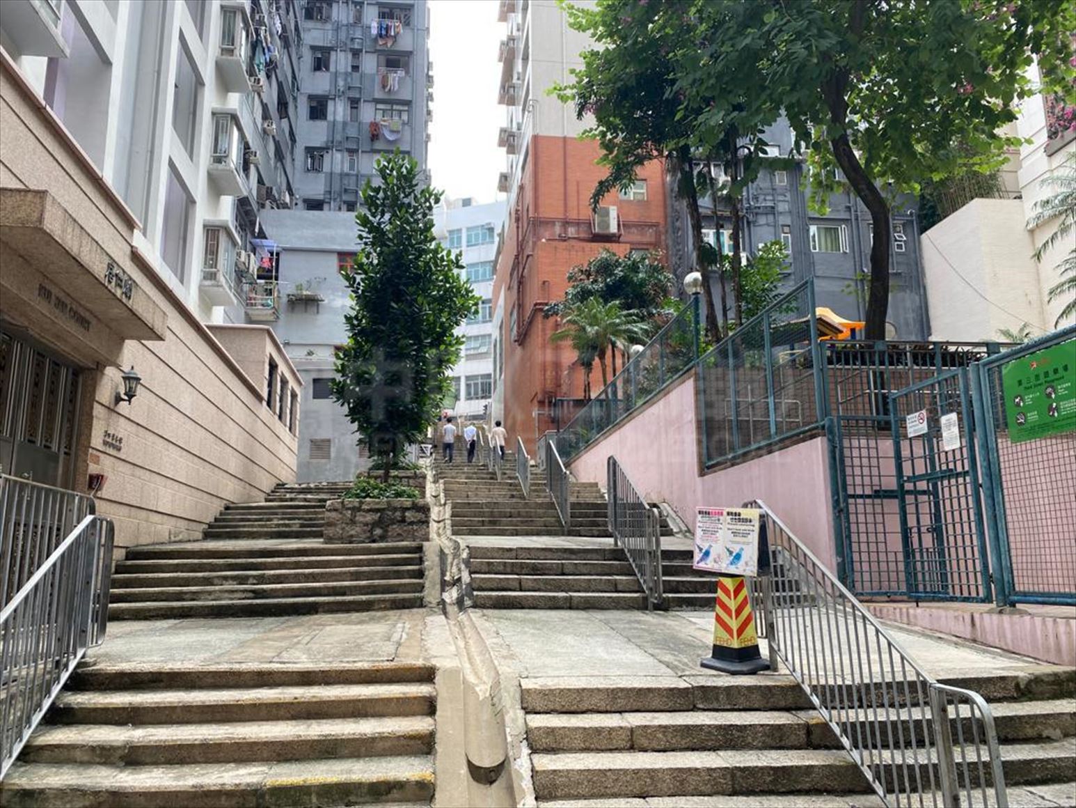 西区第三街的相片资料｜商铺楼盘｜中原工商铺