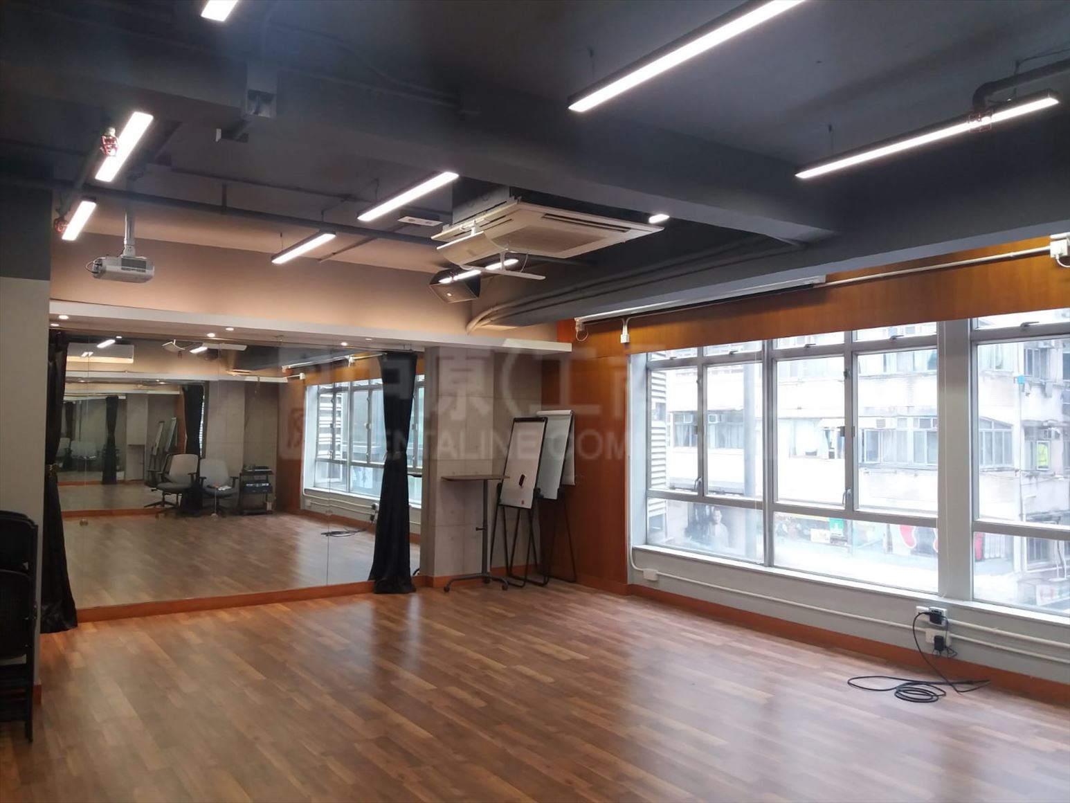 Photo materials about Shinyam Commercial Building | Office Listing | Centaline Commercial