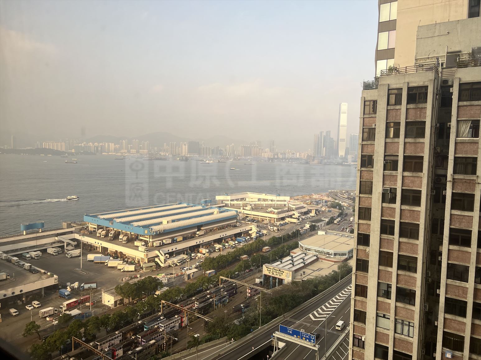 Photo materials about Hong Kong Plaza | Office Listing | Centaline Commercial