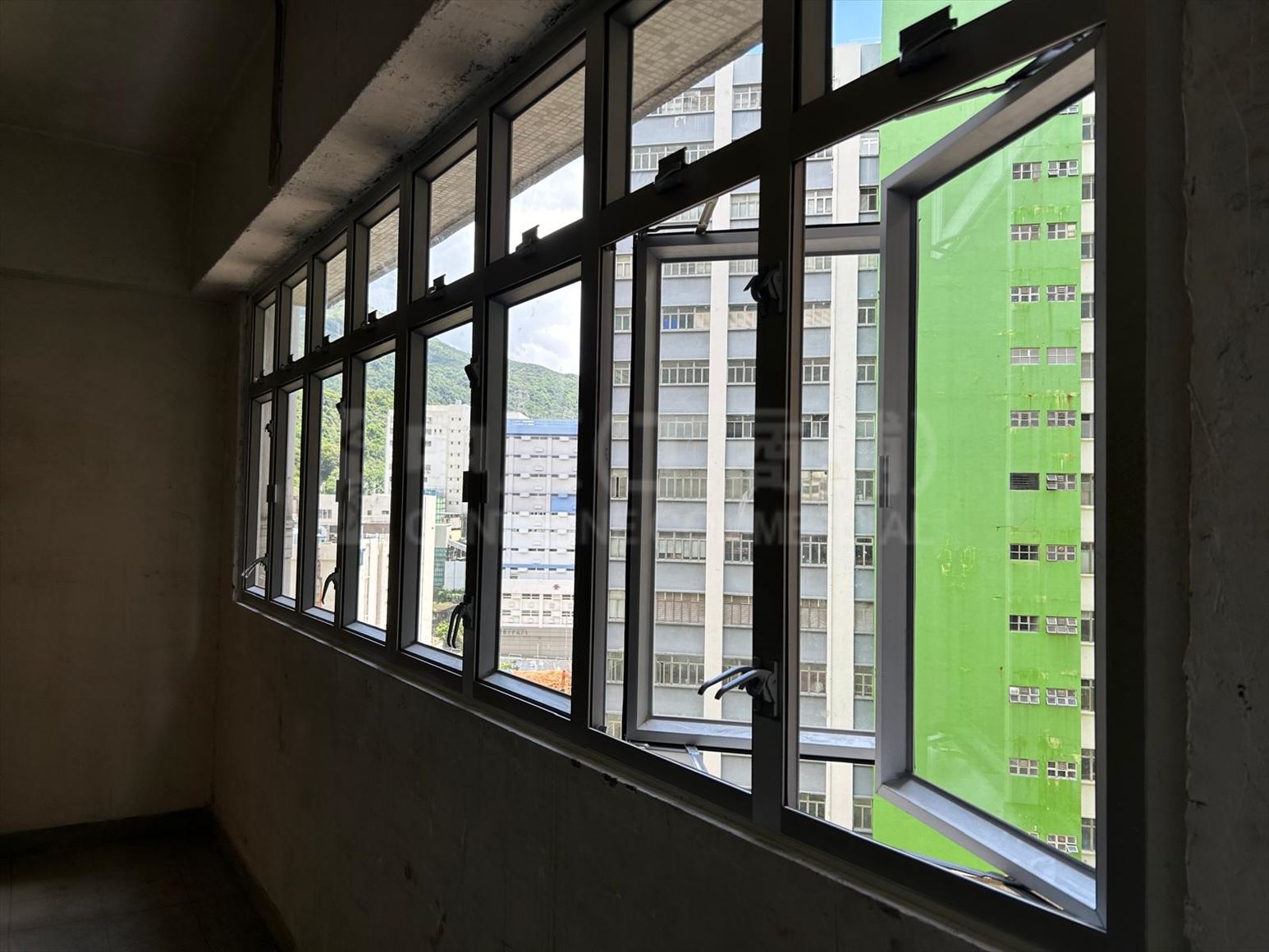 飞亚工业中心的相片资料｜工商楼盘｜中原工商铺