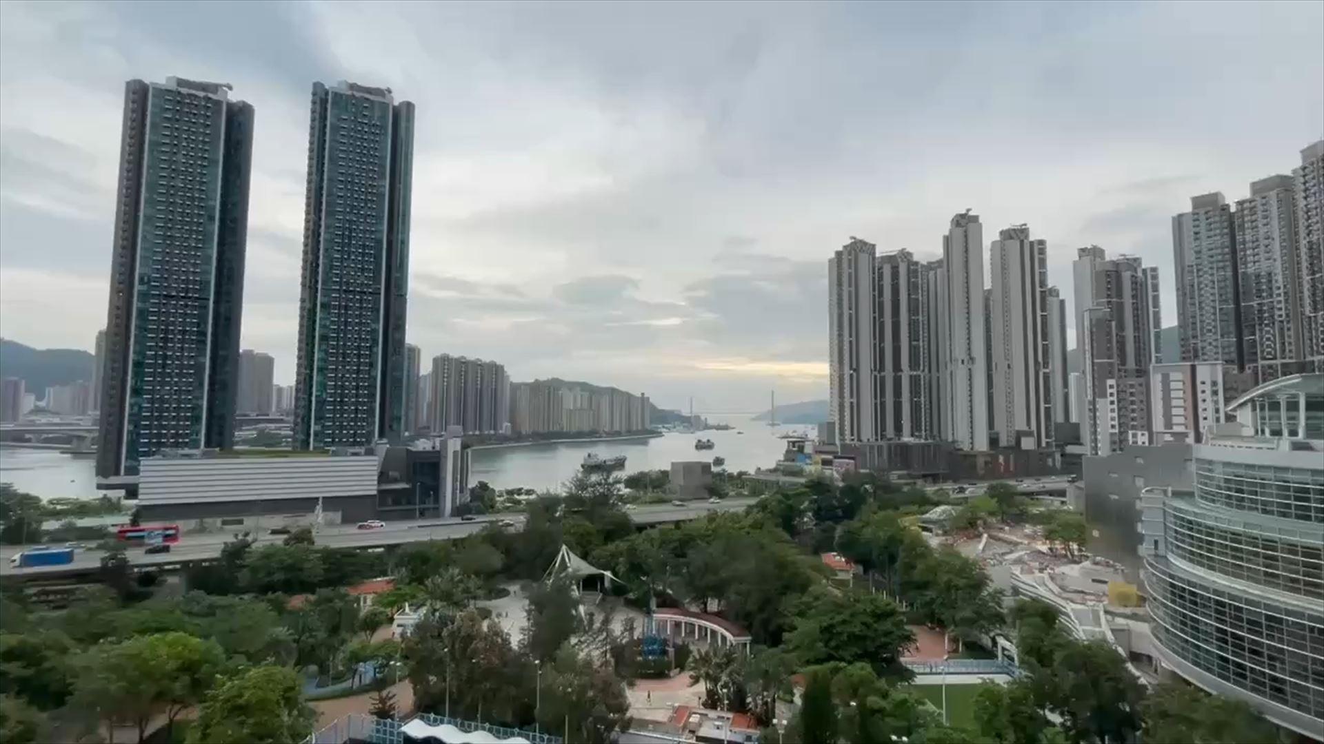 御凱 1座