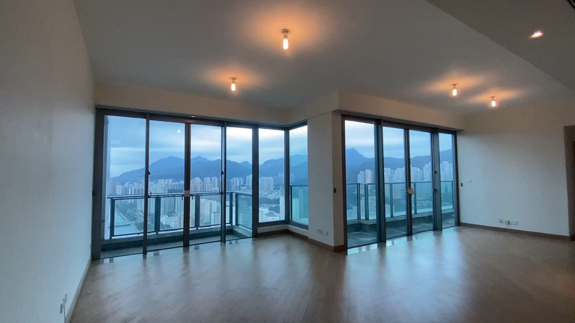 溱岸8号 2座