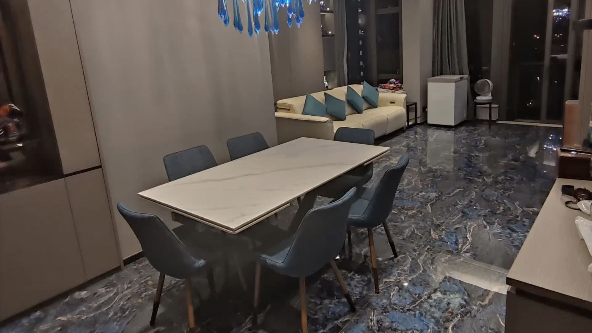 山水盈 3座, 视频