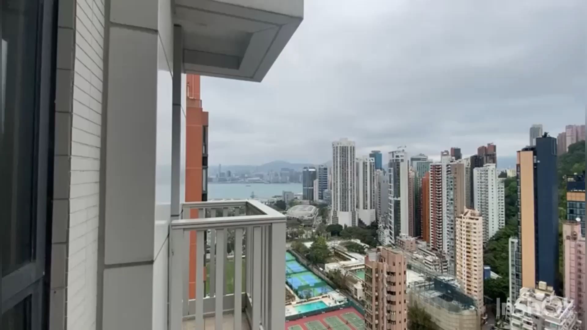 尚峦