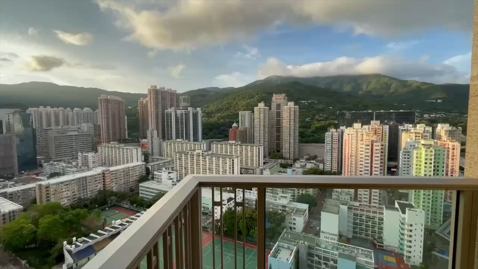 萬景峰 5座